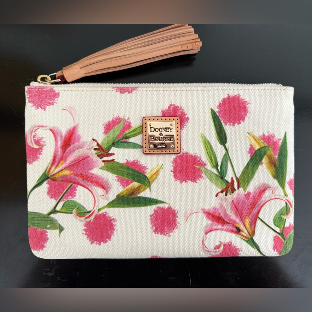 Dooney & Bourke Lily Clutch